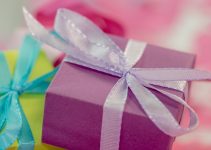 UK Trivial Benefits Law Makes Giving Gifts To Employees Easier
